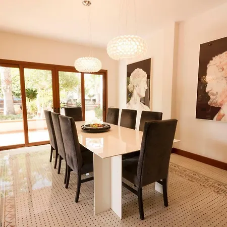 Las Palmeras *